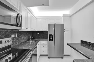 20355 NE 34th Ct, Aventura, FL 33180 - Photo 9