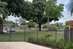 6925 69th Way, West Palm Beach, FL 33407 - Photo 29