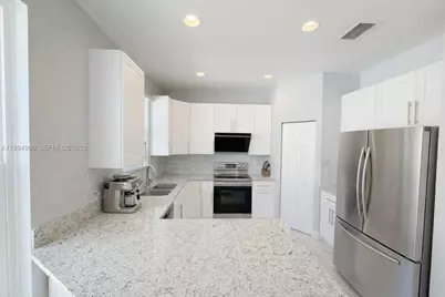 5005 Northern Lights Dr #5005, Greenacres, FL 33463 - Photo 7
