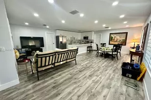 628 SW 6th Ave, Hallandale Beach, FL 33009 - Photo 3