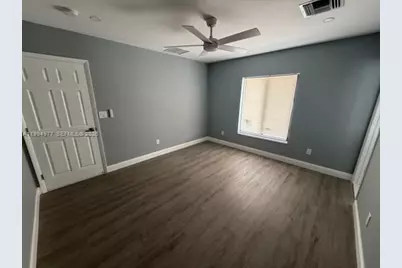 644 NW 6th Ct, Hallandale Beach, FL 33009 - Photo 15