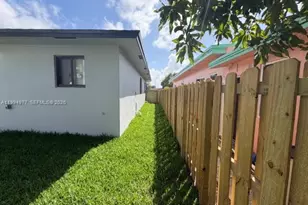 644 NW 6th Ct, Hallandale Beach, FL 33009 - Photo 5