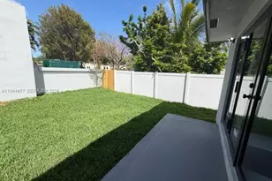 644 NW 6th Ct, Hallandale Beach, FL 33009 - Photo 7