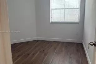 6272 NW 186th St, Hialeah, FL 33015 - Photo 9