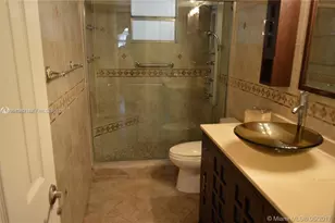 404 NW 68th Ave, Plantation, FL 33317 - Photo 7