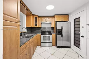 404 NW 68th Ave, Plantation, FL 33317 - Photo 5