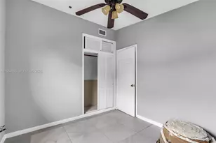 1830 NW 26th Terrace, Fort Lauderdale, FL 33311 - Photo 11