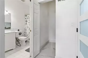 64 SW 15th Terrace, Homestead, FL 33030 - Photo 11