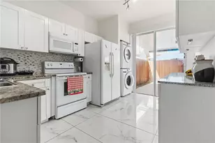 64 SW 15th Terrace, Homestead, FL 33030 - Photo 9