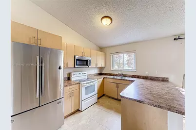 2538 SE Richmond St, Port Saint Lucie, FL 34952 - Photo 7