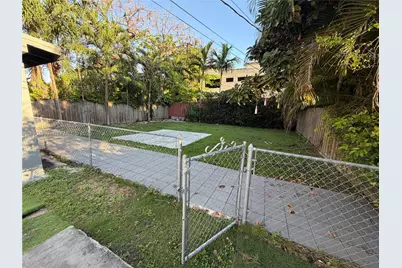 3373 SW 29th Ter #3373, Miami, FL 33133 - Photo 5