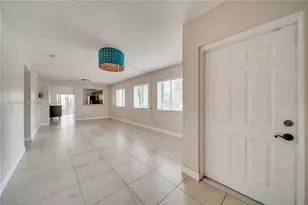 6235 SW 47th Manor, Davie, FL 33314 - Photo 3