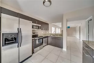 6235 SW 47th Manor, Davie, FL 33314 - Photo 11