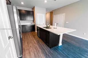 5204 Jovial Ct, Fort Pierce, FL 34947 - Photo 7