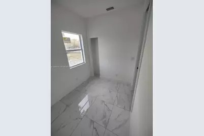716 NW 37th Ave, Cape Coral, FL 33993 - Photo 23