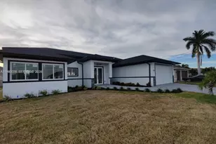 716 NW 37th Ave, Cape Coral, FL 33993 - Photo 35