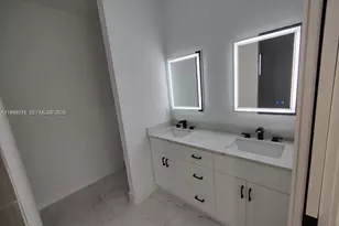 716 NW 37th Ave, Cape Coral, FL 33993 - Photo 17