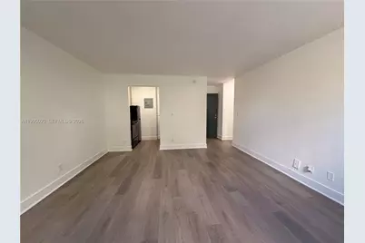 143 SW 9th St #105, Miami, FL 33130 - Photo 5