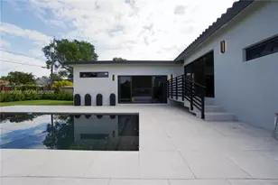 2155 SW 25th Ter, Miami, FL 33133 - Photo 9