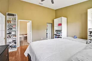 2441 E Aragon Blvd, Sunrise, FL 33313 - Photo 25