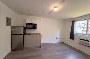 143 SW 9th St, Miami, FL 33130 - Photo 5