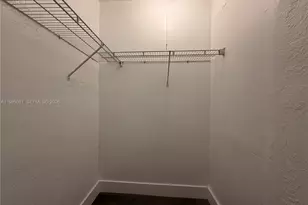 143 SW 9th St, Miami, FL 33130 - Photo 9