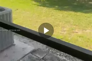 472 Glenwood Dr, West Palm Beach, FL 33415 - Photo 1