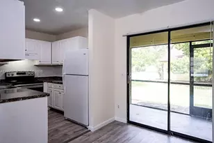 472 Glenwood Dr, West Palm Beach, FL 33415 - Photo 9