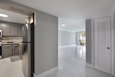 1351 NE 191 St #E 106, Miami, FL 33179 - Photo 3