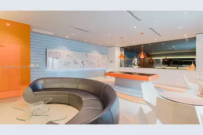 31 SE 6th St #1906, Miami, FL 33131 - Photo 23