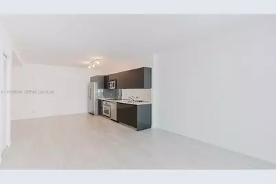 31 SE 6th St #1906, Miami, FL 33131 - Photo 7