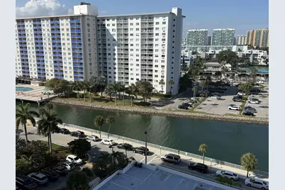 500 Bayview Dr #1031, Sunny Isles Beach, FL 33160 - Photo 5