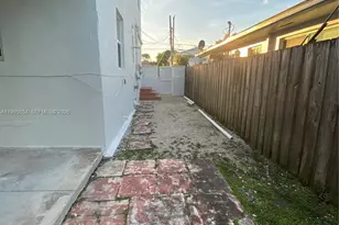 2833 SW 38th Ave, Miami, FL 33134 - Photo 29
