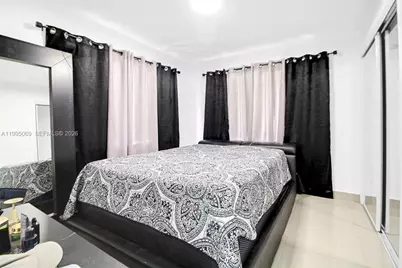 2330 W 6th Ct, Hialeah, FL 33010 - Photo 13