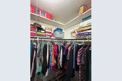 7725 W 10th Ave, Hialeah, FL 33014 - Photo 11