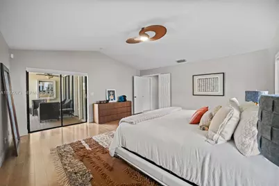 11021 NW 7th St, Plantation, FL 33324 - Photo 39