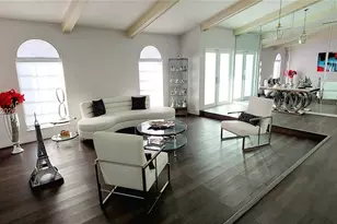 18921 W Oakmont Dr, Hialeah, FL 33015 - Photo 5