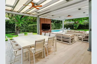 8525 SW 54th Ct, Miami, FL 33143 - Photo 3