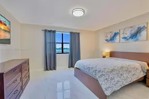 605 Ives Dairy Rd, Miami, FL 33179 - Photo 19