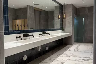 90 SW 3rd St, Miami, FL 33130 - Photo 37