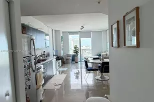 90 SW 3rd St, Miami, FL 33130 - Photo 17