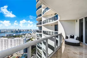 17201 Collins Ave, Sunny Isles Beach, FL 33160 - Photo 11