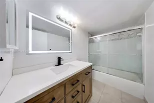 555 NE 15th St, Miami, FL 33132 - Photo 5