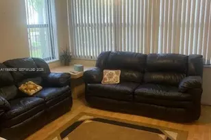 10623 W Clairmont Cir, Tamarac, FL 33321 - Photo 5