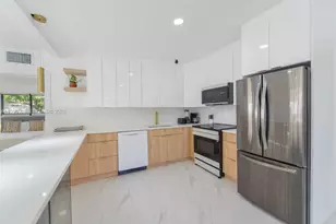 415 NW 133rd St, North Miami, FL 33168 - Photo 17