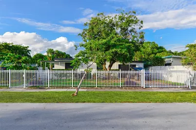 415 NW 133rd St, North Miami, FL 33168 - Photo 5