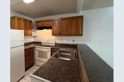 8604 NW 35th St #102, Coral Springs, FL 3615 - Photo 5