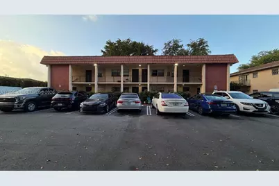 8604 NW 35th St #102, Coral Springs, FL 3615 - Photo 1