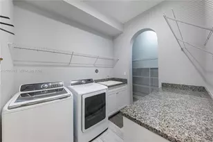 11475 Watercrest Cir E, Parkland, FL 33076 - Photo 51
