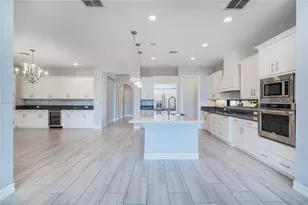 11475 Watercrest Cir E, Parkland, FL 33076 - Photo 29